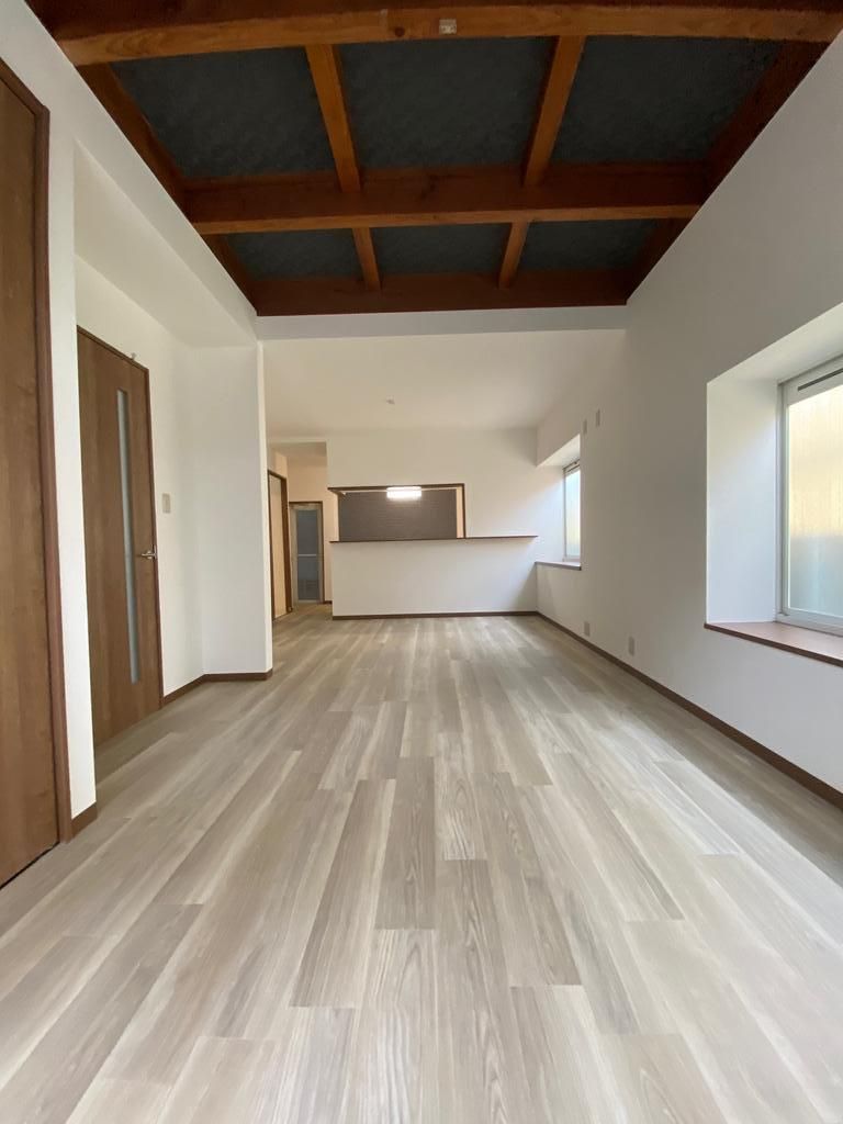 Renovated 4LDK House near Wakae-Iwata Station, Higashiosaka - Thumbnail 4