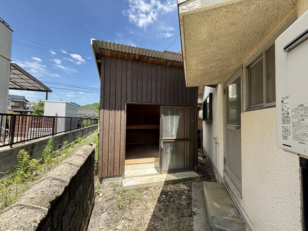 Two Houses for Sale in Hofu City, Yamaguchi - 5LDK & 3DK - Thumbnail 3