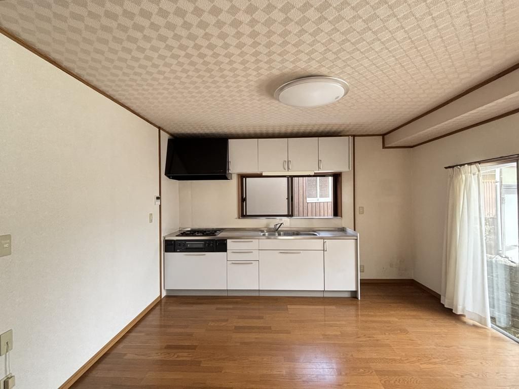 Two Houses for Sale in Hofu City, Yamaguchi - 5LDK & 3DK - Thumbnail 4