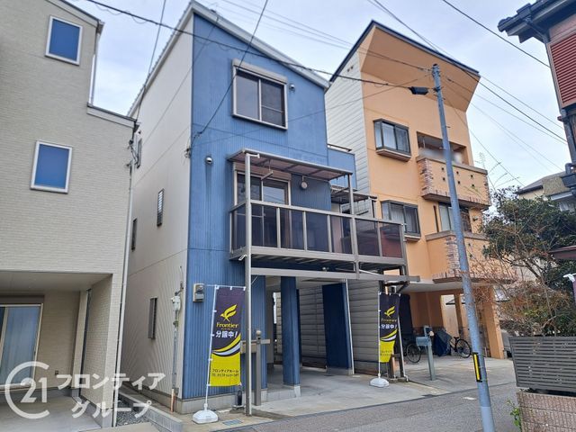4LDK Family Home in Amagasaki with Recent Renovations and Parking - Thumbnail 3