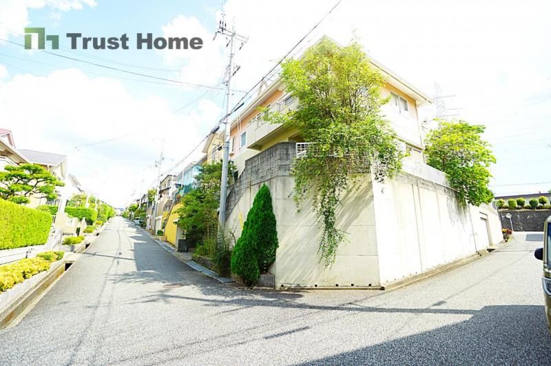 4SLDK House with Garage & Views in Kobe's Kita Ward - Thumbnail 4