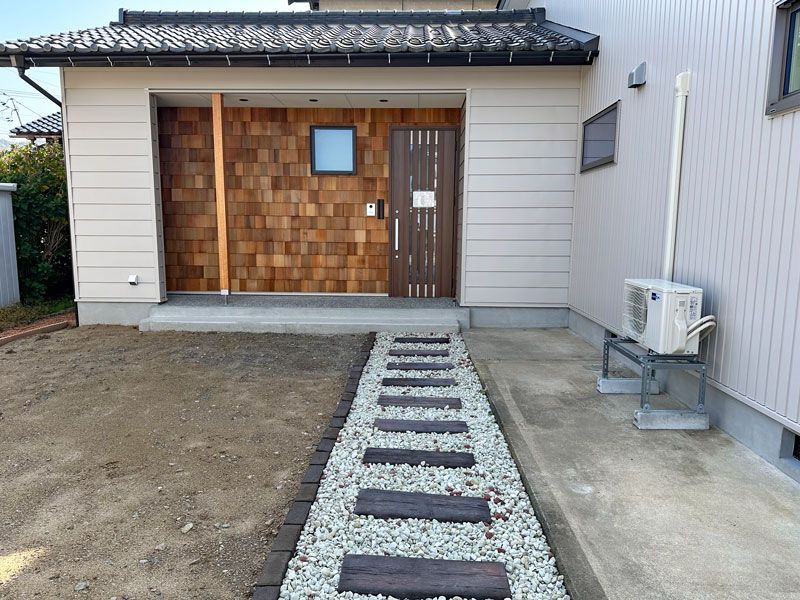 Renovated 3LDK House with Seismic Grade 3 in Hakui, Ishikawa - Thumbnail 2