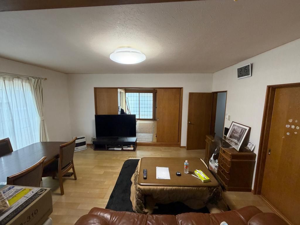3LDK House for Sale in Nobeoka, Miyazaki - 91 sqm - Thumbnail 3