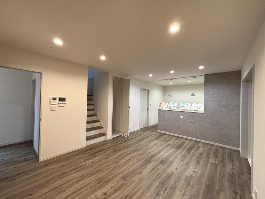 3SLDK Modern House in Habikino, Osaka | Near Fujiidera Station - Thumbnail 2