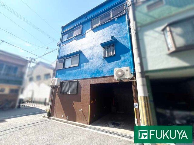 3LDK Detached House for Sale in Nishinari-ku, Osaka - Thumbnail 2