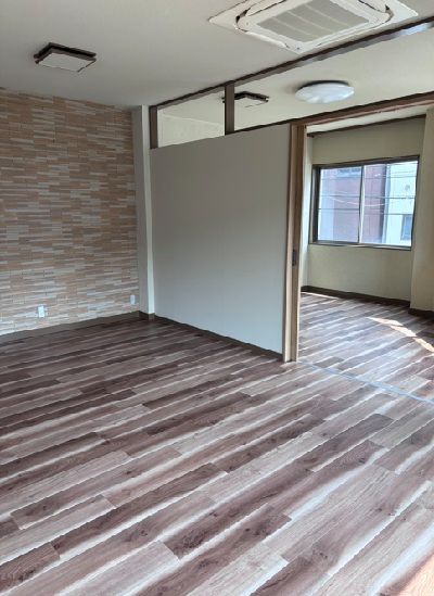 4LDK Renovated House Near Asashiobashi Station, Osaka - Thumbnail 3