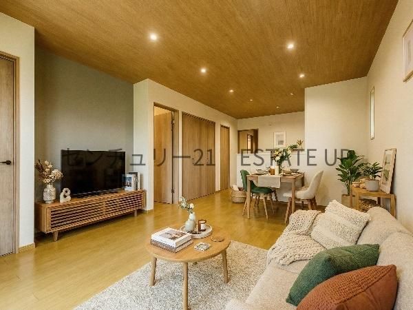 Modern 3LDK Single-Story House for Sale in Kirishima, Kagoshima - Thumbnail 2