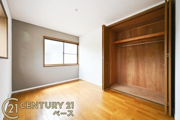 4LDK Renovated House for Sale in Sangō, Nara - 101 sqm - Thumbnail 3