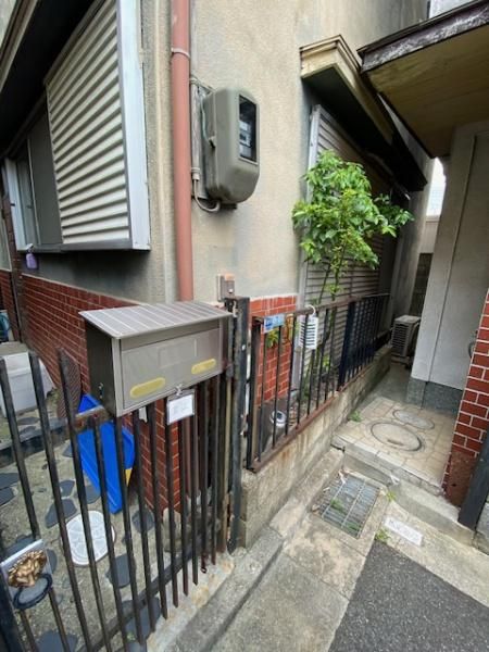 2DK Wooden House for Sale in Osaka's Higashi Sumiyoshi Ward - Thumbnail 3