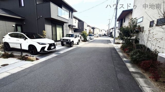 4SLDK House for Sale in Hirohata, Himeji - 116.75sqm - Thumbnail 2