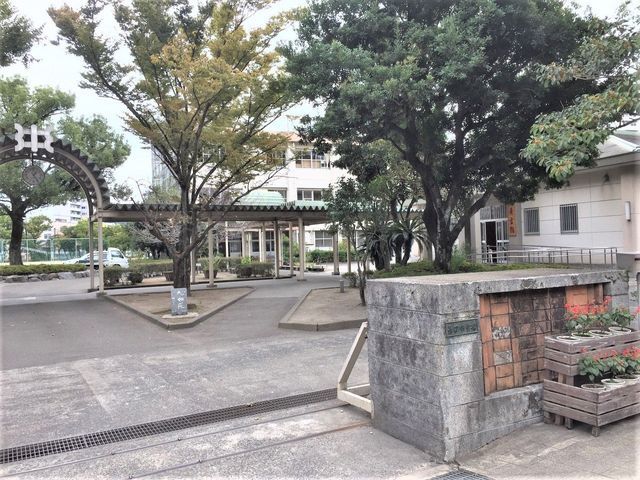 4LDK Detached House for Sale in Kagoshima City - Thumbnail 2