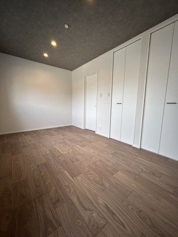 Renovated 3LDK House Near Yoshida Station, Higashiosaka - Thumbnail 4