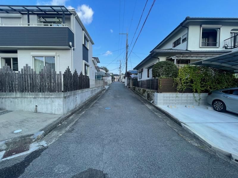 Modern 4LDK Corner Lot House in Kawachinagano, Osaka - Thumbnail 2