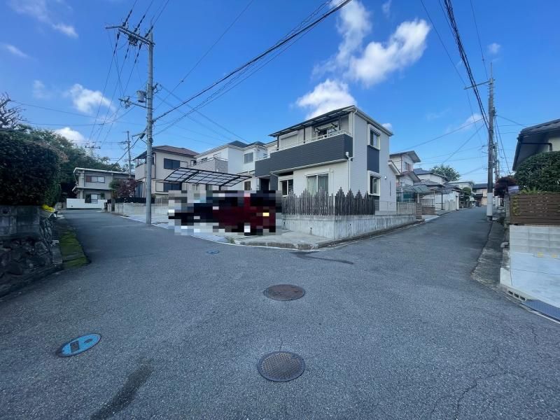 Modern 4LDK Corner Lot House in Kawachinagano, Osaka - Thumbnail 3