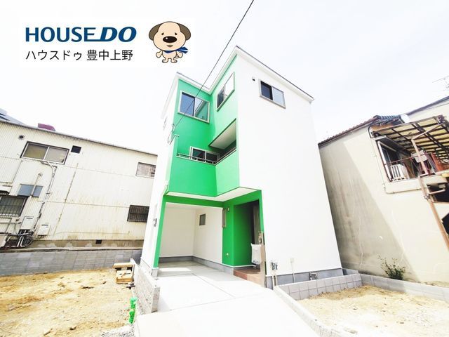 New 3LDK House in Toyonaka, Osaka with Built-in Garage - Thumbnail 3