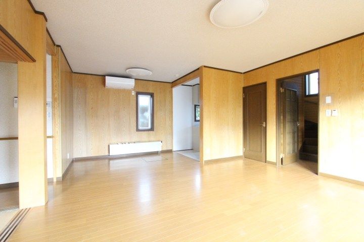 5LDK House for Sale in Kitami, Hokkaido - 173m² - Thumbnail 3