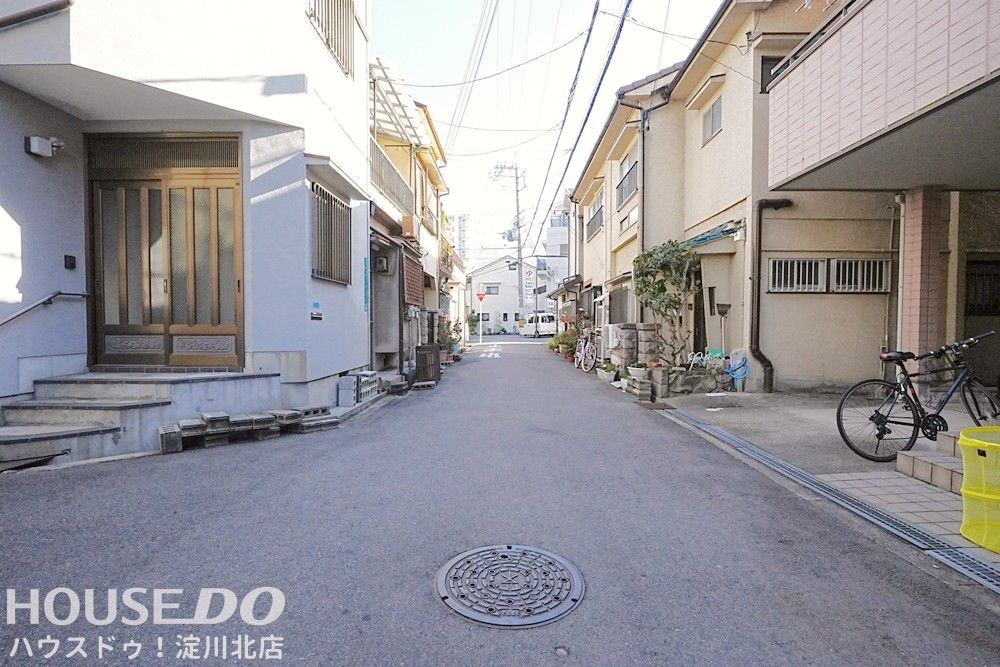 Corner Lot 4DK House with Roof Terrace near Higashi-Mikuni Station, Osaka - Thumbnail 2