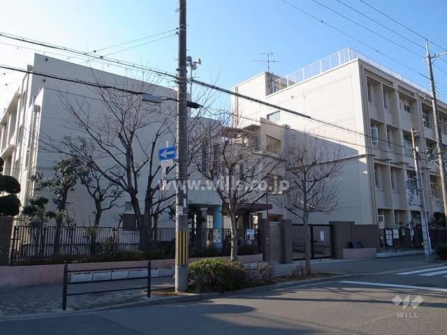 Modern 3-Story House for Sale in Osaka's Yodogawa Ward - Thumbnail 2