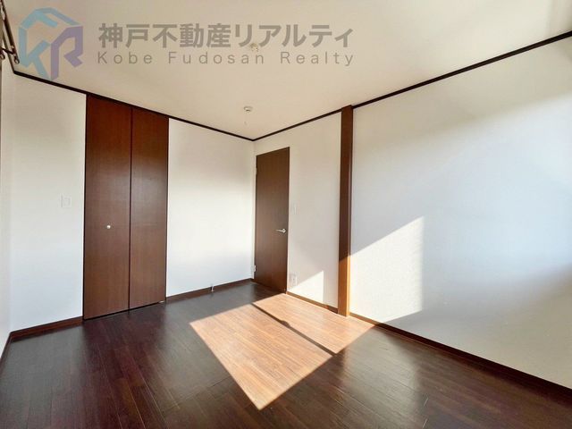 3LDK Lightweight Steel House in Kobe Nishi Ward with 4 Car Parking - Thumbnail 4