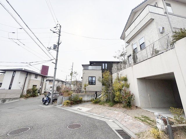 2020 Built 3LDK House Near Kōyōen Station, Nishinomiya - Thumbnail 4