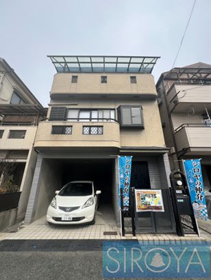 Renovated 3LDK House for Sale in Neyagawa City, Osaka - Thumbnail 2