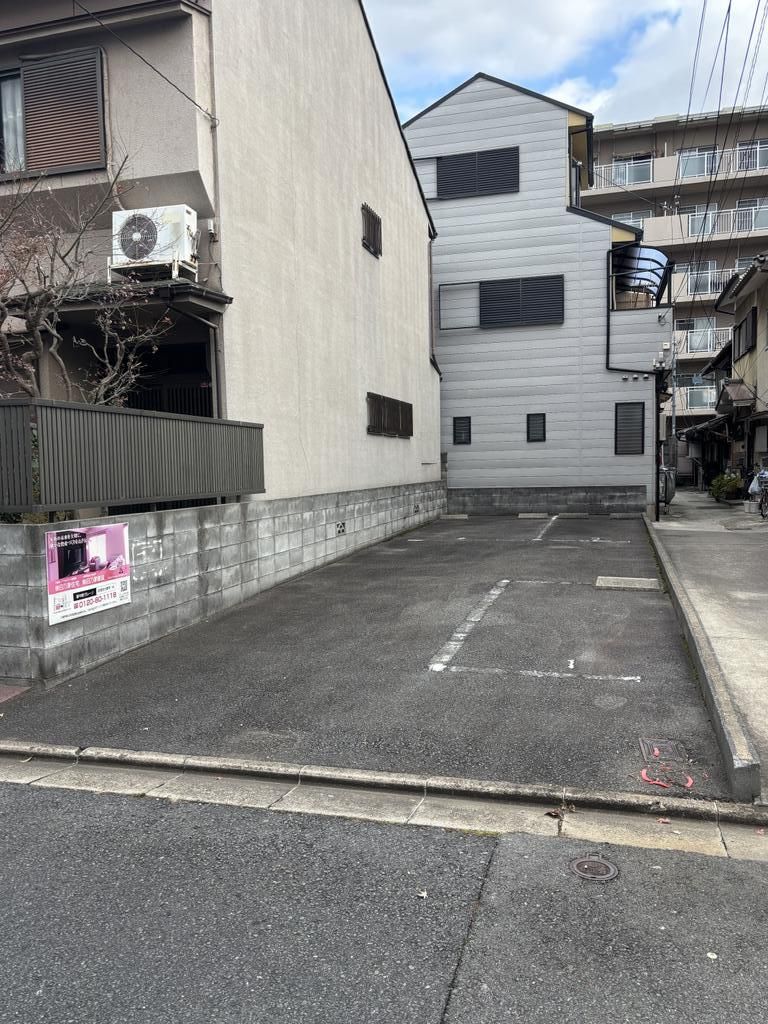 Vacant 4DK House for Sale in Fushimi-ku, Kyoto - 82.63 sqm - Thumbnail 4