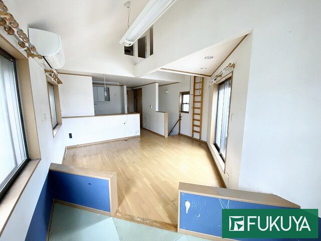 2LDK Detached House for Sale in Katano City, Osaka - Thumbnail 4