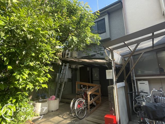 4LDK Renovated House in Minami-ku, Kyoto Near Toji Station - Thumbnail 2