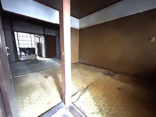 2.95M Yen 3DK Terrace House Near Kitanoda Station, Sakai - Thumbnail 3