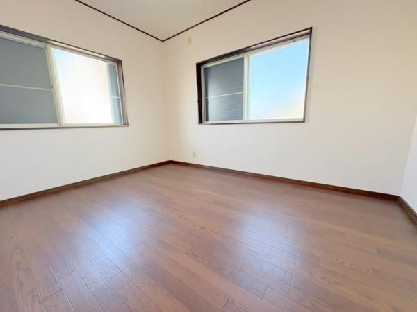 4DK House for Sale in Moriguchi City, Osaka - Thumbnail 2