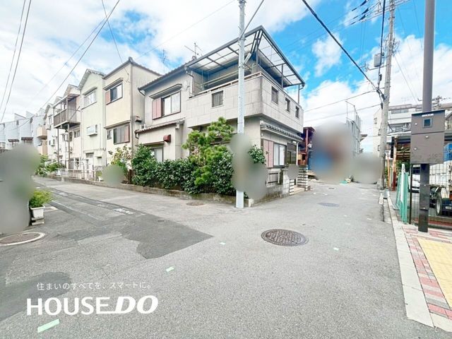 5DK Corner Lot House Near Tokuan Station, Higashiosaka - Thumbnail 3