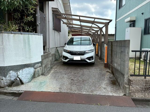 4LDK House for Sale in Hiji Town, Oita - 111 sqm - Thumbnail 2
