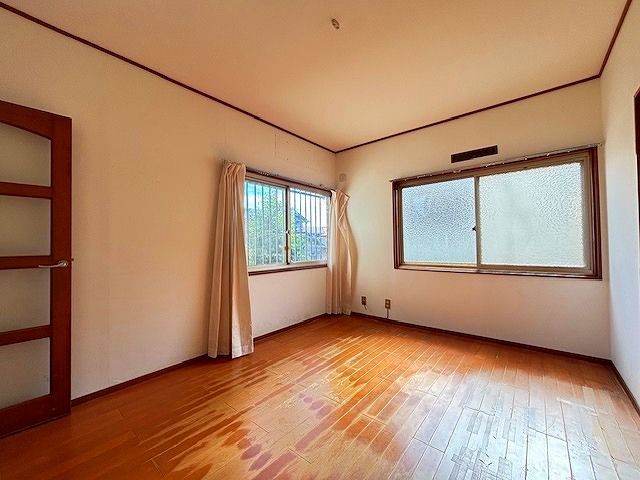 4LDK Vacant House in Kobe Sōzancho | 11 Min Walk to Kita Suzurandai Stn - Thumbnail 3