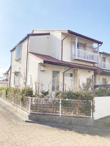 3LDK Wooden House for Sale in Kasugadai, Kobe - Thumbnail 2
