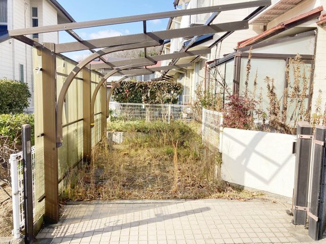 3LDK Wooden House for Sale in Kasugadai, Kobe - Thumbnail 4