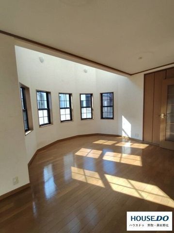 4LDK Detached House for Sale in Sennan City, Osaka - Thumbnail 2