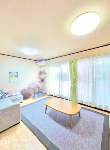 5LDK 118sqm Detached House for Sale in Kadoma, Osaka - Thumbnail 4