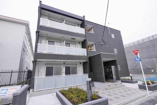 2LDK Apartment for Rent in Kawasaki Saiwai Ward Near Yako Station - Thumbnail 2