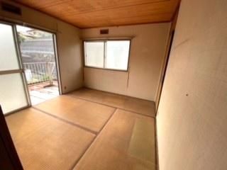 Corner Lot Vacant House for Renovation in Kawachinagano, Osaka - Thumbnail 4