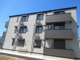 2LDK Apartment for Rent in Inage-ku, Chiba City - Thumbnail 2
