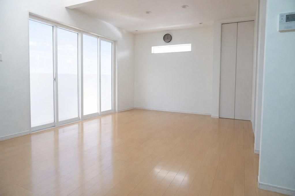 3LDK Detached House Near Kayashima Station, Neyagawa, Osaka - Thumbnail 3