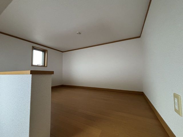 4LDK Detached House for Sale in Kakogawa, Hyogo - 1500万円 - Thumbnail 2