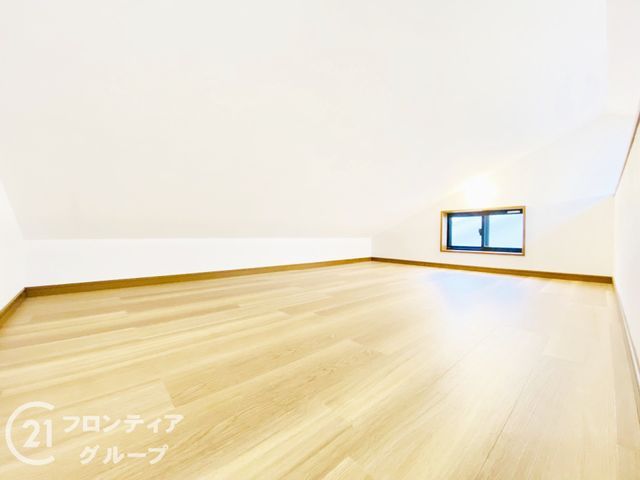 Modern 5LDK House Near Doi Station, Moriguchi, Osaka - Thumbnail 4
