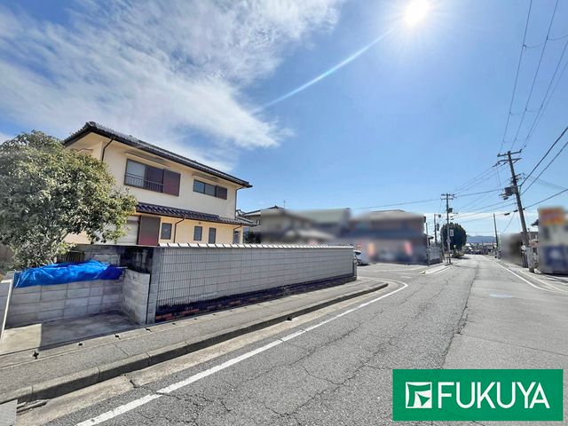 5DK House for Sale in Himeji with 61 Tsubo Land and 3 Car Parks - Thumbnail 4