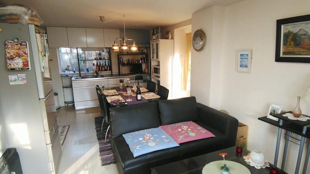 7LDK RC House for Sale in Daito City, Osaka - Thumbnail 2