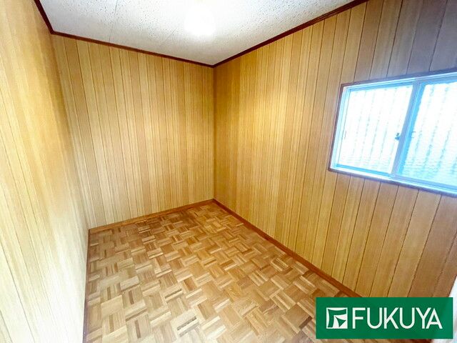 5SLDK Detached House for Sale in Hannanshi, Osaka - Thumbnail 2