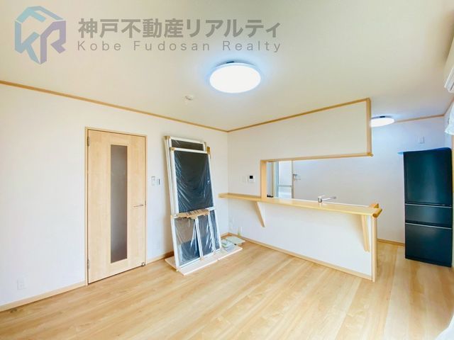 Modern 4SLDK House in Kobe Tarumi - Unoccupied, Near Shioya Station - Thumbnail 4