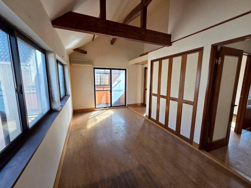 4LDK Detached House for Sale in Quiet Himeji, Hyogo - Thumbnail 2