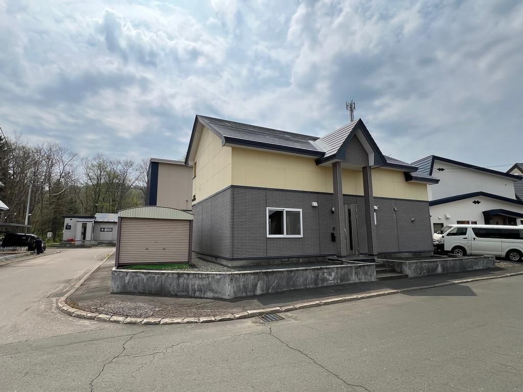 5LDK Detached House for Sale in Kitami, Hokkaido - Thumbnail 2