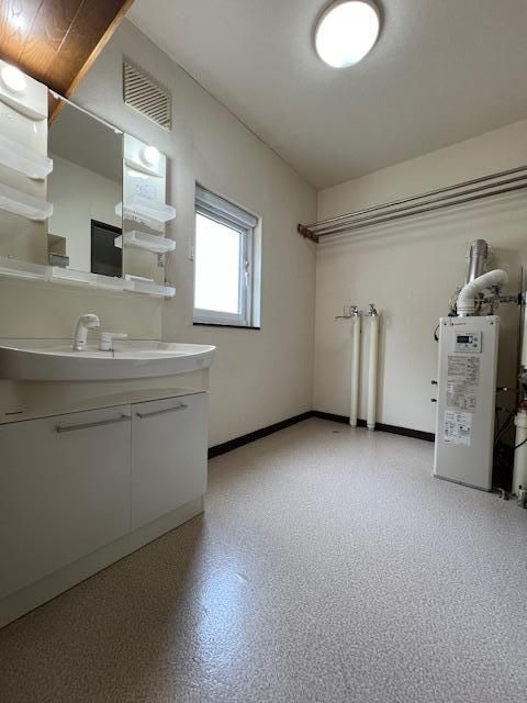 5LDK Detached House for Sale in Kitami, Hokkaido - Thumbnail 4